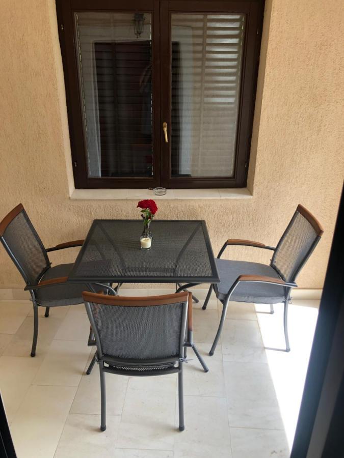 Apartman Ana Vrlika Luaran gambar